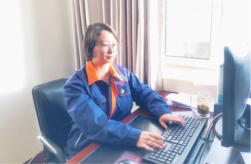 省物產(chǎn)集團(tuán)黨務(wù)工作者、先進(jìn)模范持續(xù)熱議黨的二十大精神（二）