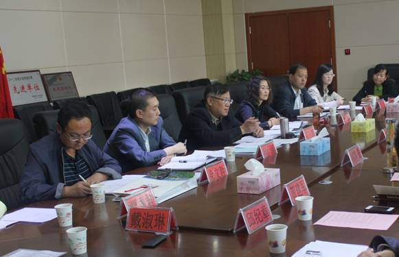 協(xié)調(diào)對(duì)接，有序推進(jìn)保稅物流中心項(xiàng)目建設(shè)